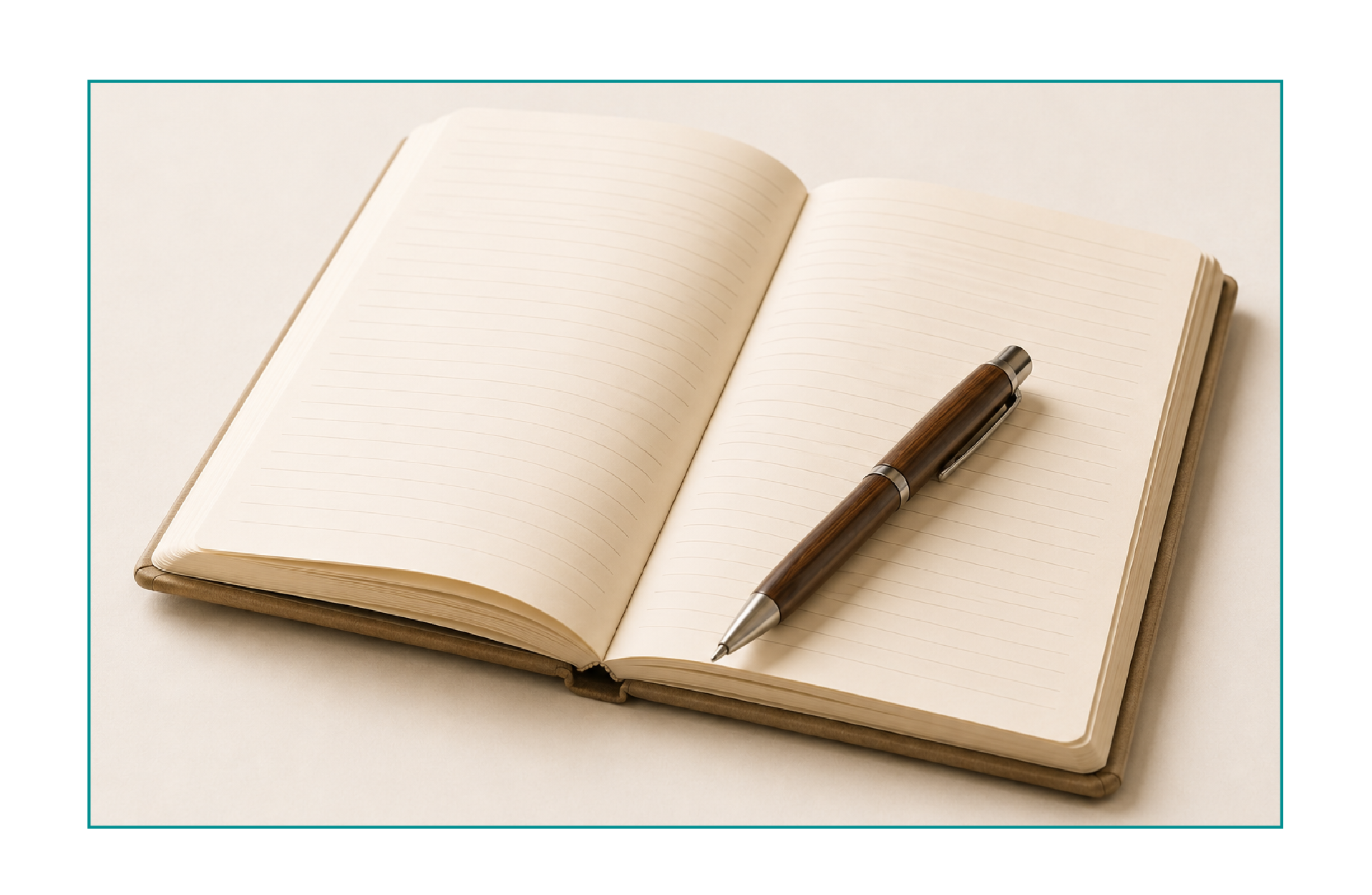 Offenes Notizbuch mit Stift